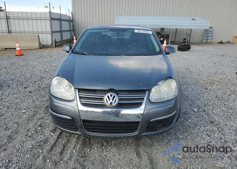 2010 Volkswagen Jetta Se from USA, damaged, VIN 3VWRX7AJ6AM041991